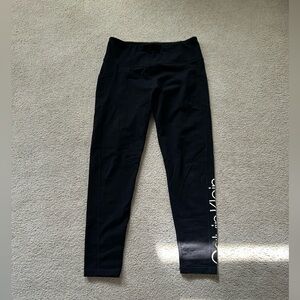 Calvin Klein women’s Black Logo Side-Print Leggings